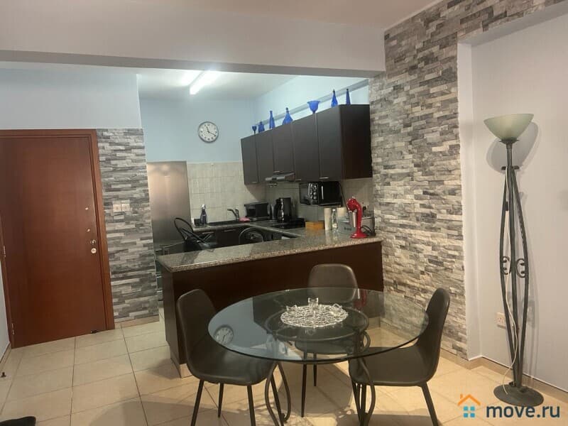 3-комн. апартаменты, 90 м²