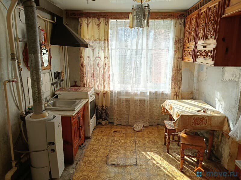 дом, 306 м&sup2;