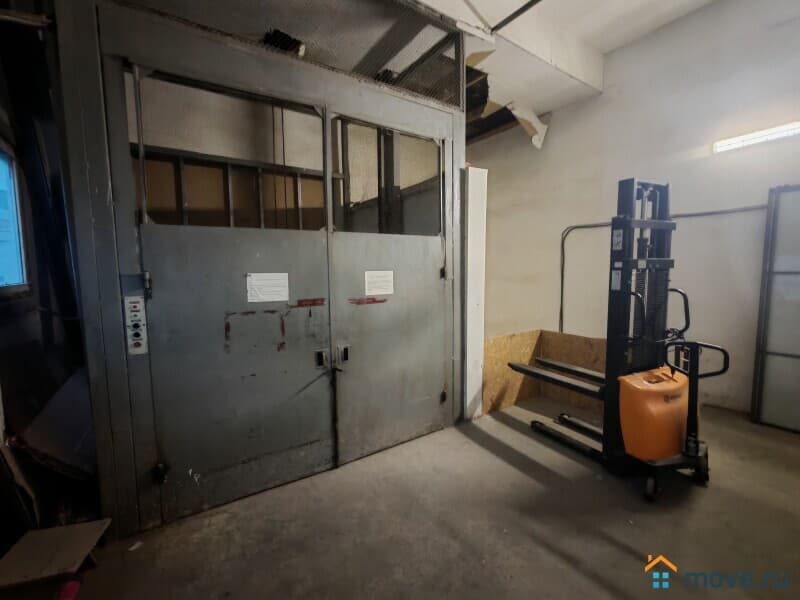 склад, 600 м&sup2;