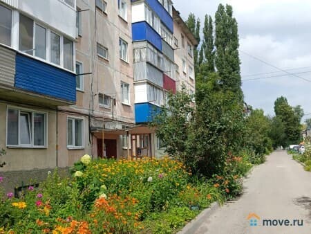Продаю 2-комнатную квартиру, 44 м², Елец, поселок Строитель, 32