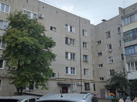 Продается 3-комнатная квартира, 59 м², Елец, улица Юбилейная, 13а