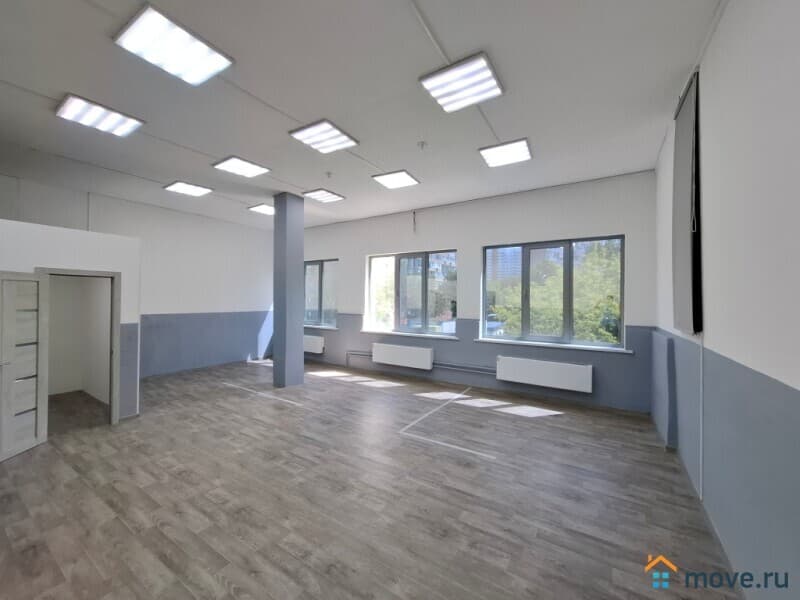 свободного назначения, 70 м²