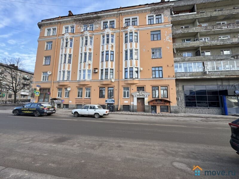 торговое помещение, 130 м²