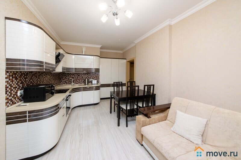 3-комн. квартира, 80 м&sup2;