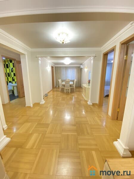 5-комн. квартира, 140 м&sup2;