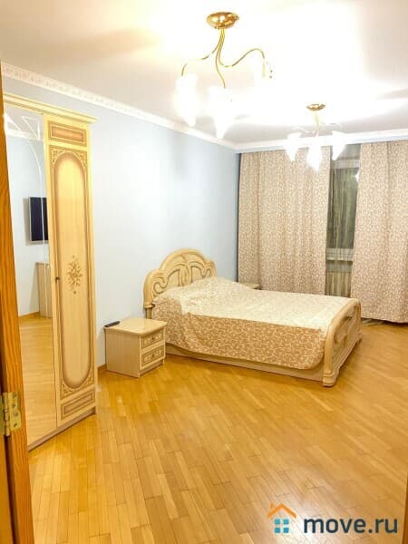 5-комн. квартира, 130 м&sup2;