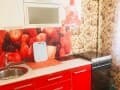 Снять двухкомнатную квартиру на сутки, 50 м², этаж 2 из 5. Фото 1
