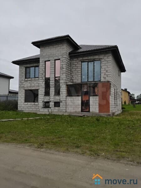 дом, 300 м&sup2;