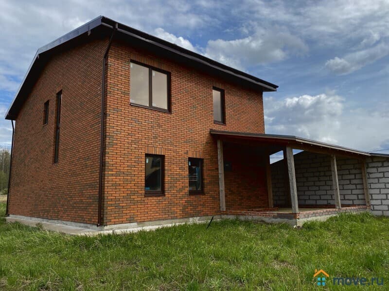 дом, 221 м&sup2;