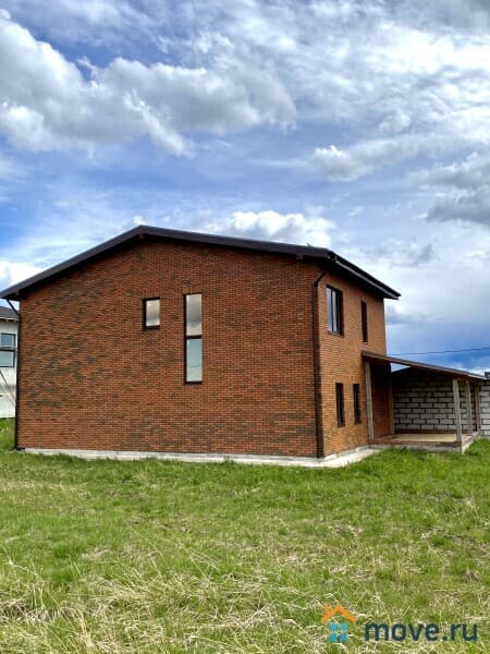 дом, 221 м&sup2;