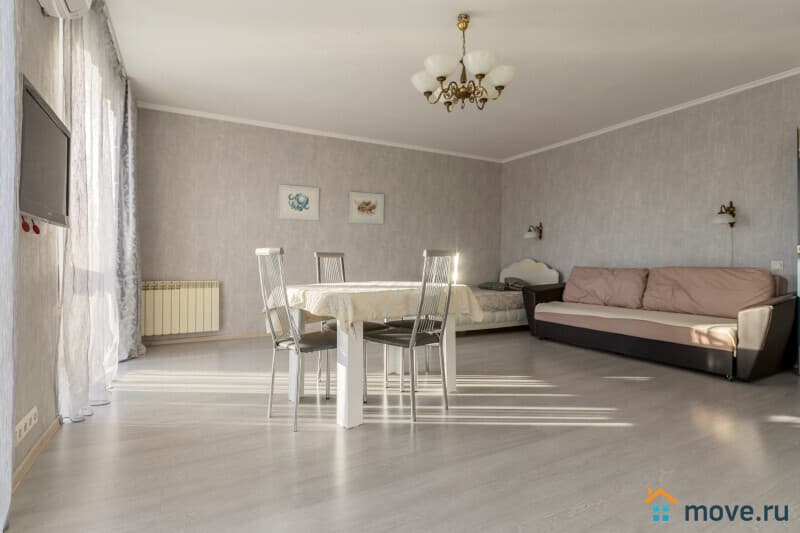 3-комн. квартира, 98.2 м&sup2;
