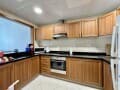 Продажа двухкомнатной квартиры, 70 м², этаж 3 из 10. Фото 5