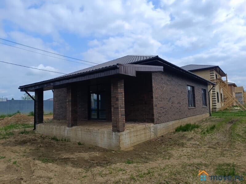 коттедж, 130 м&sup2;