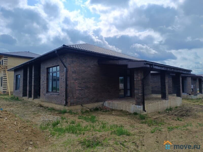 коттедж, 130 м&sup2;