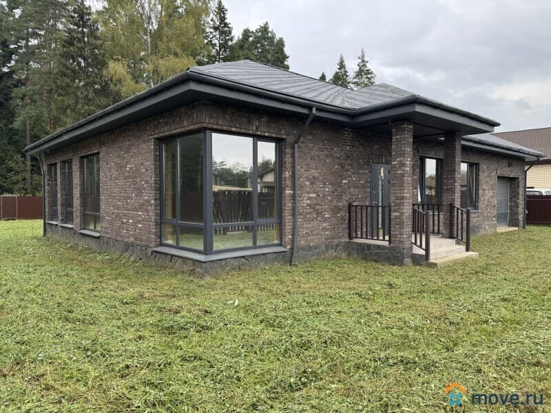 коттедж, 160 м&sup2;