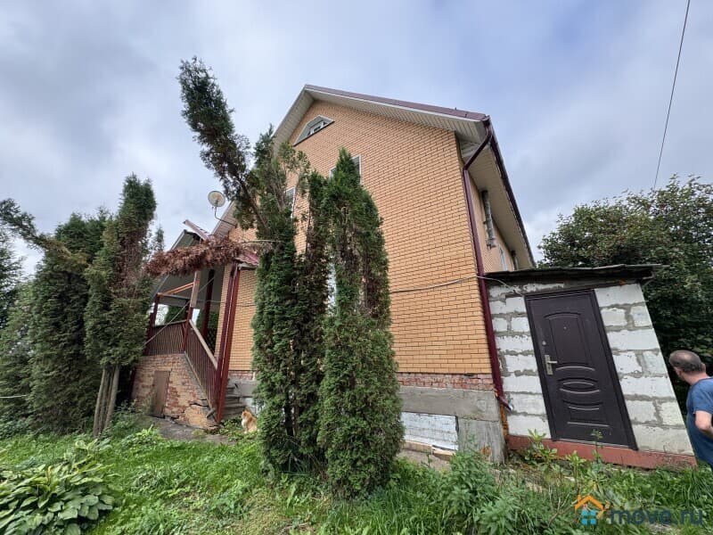 дом, 176 м&sup2;