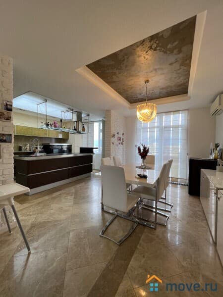 6-комн. квартира, 170 м²