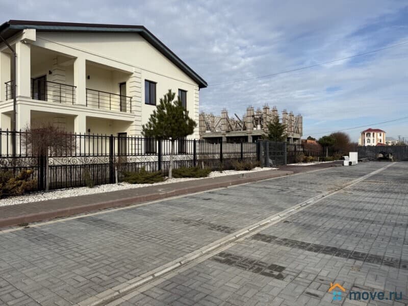 дом, 260 м&sup2;