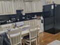 Продаем двухкомнатную квартиру, 82 м², этаж 1 из 6. Фото 1