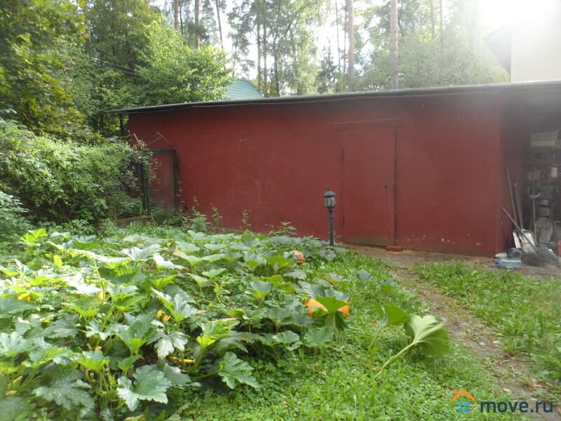 коттедж, 180 м&sup2;