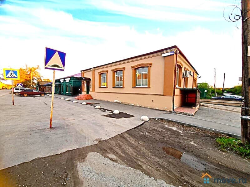 отдельное здание, 375 м²