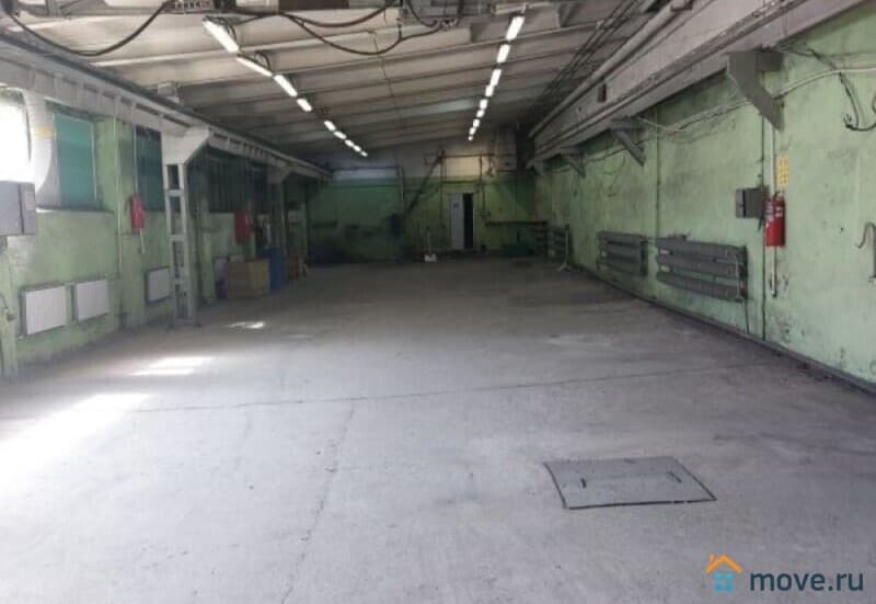 склад, 671 м²