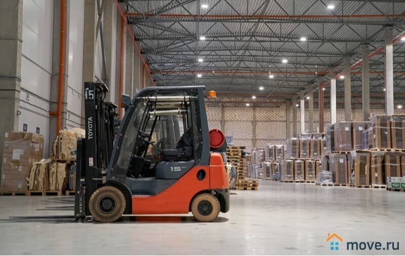 склад, 6200 м&sup2;