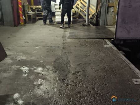 Сдаем склад, 560 м&sup2;, Санкт-Петербург, улица Софийская, 78