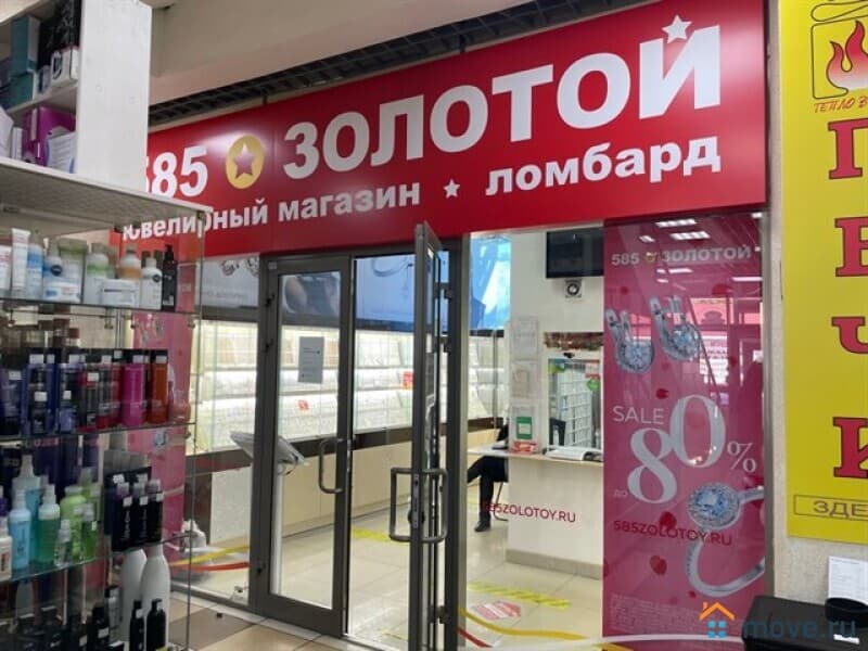 отдельное здание, 3500 м²