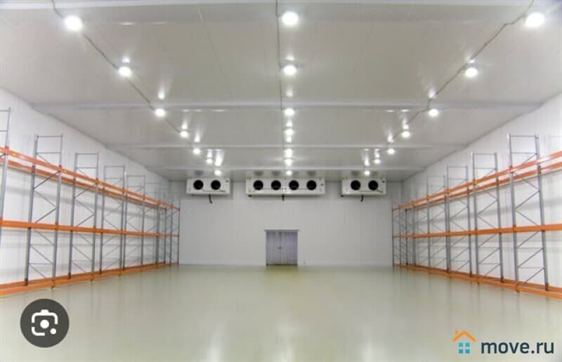 склад, 2300 м&sup2;