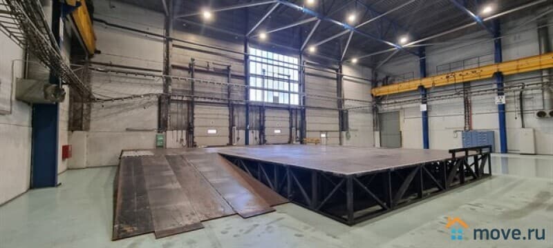 склад, 4320 м&sup2;