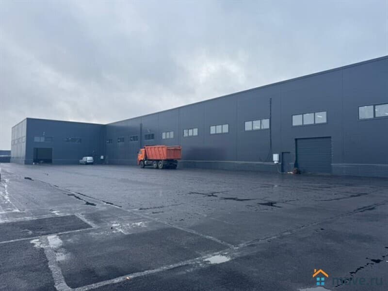 склад, 700 м²