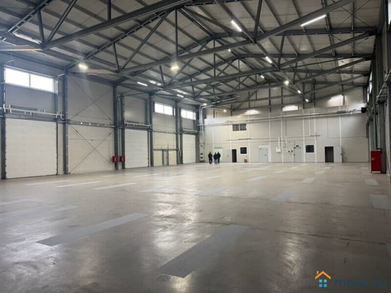 склад, 2200 м&sup2;