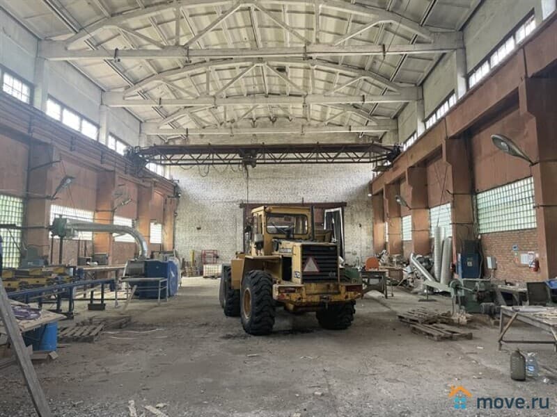 склад, 2000 м&sup2;