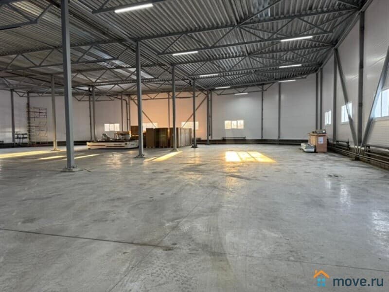 производственное, 1350 м&sup2;