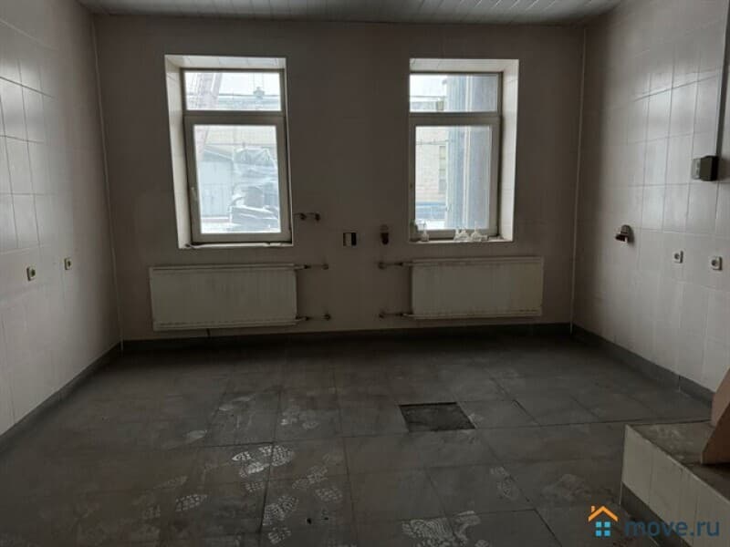 склад, 2000 м&sup2;