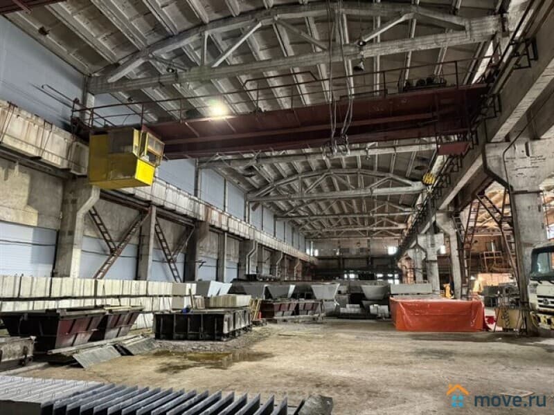 производственное, 2400 м&sup2;
