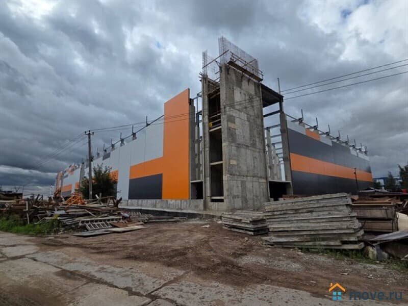 склад, 3300 м&sup2;