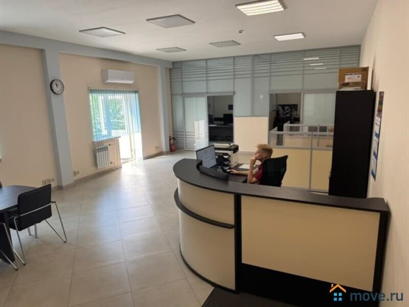 склад, 900 м&sup2;