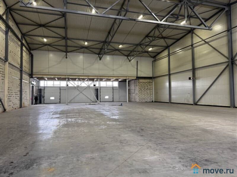 склад, 2000 м&sup2;