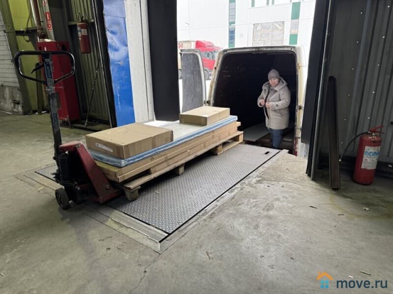 склад, 3200 м&sup2;