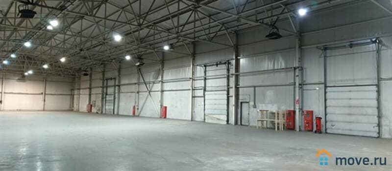 склад, 1600 м&sup2;