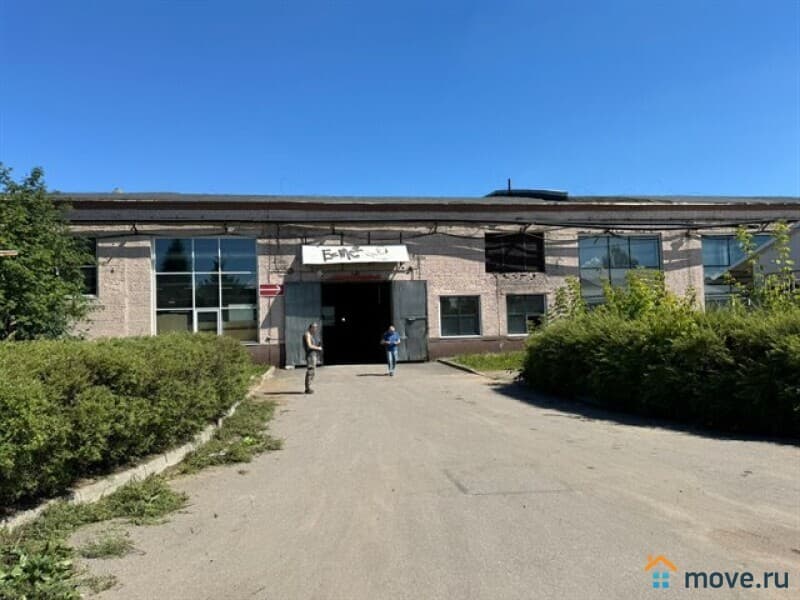 склад, 10672 м&sup2;