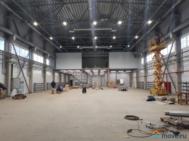 склад, 1360 м&sup2;