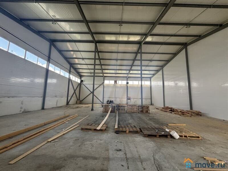 склад, 600 м&sup2;