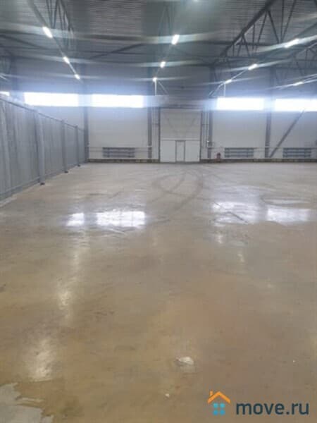 склад, 2427 м&sup2;