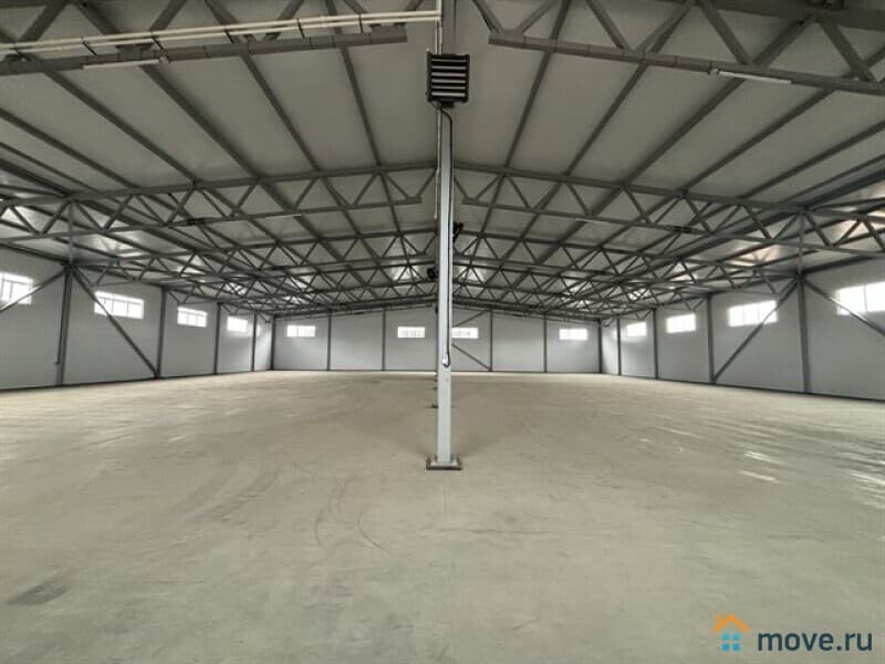 склад, 2500 м&sup2;