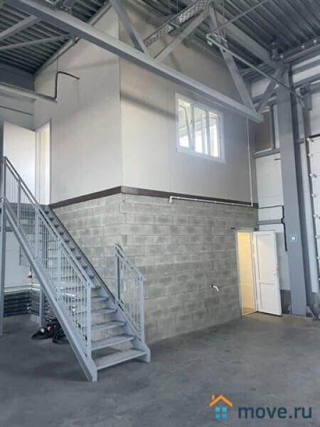 склад, 650 м&sup2;