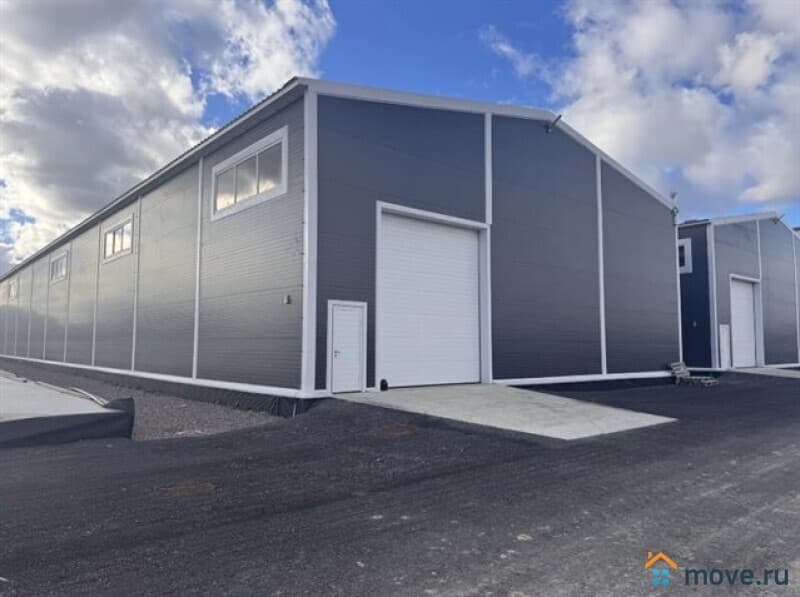 склад, 1300 м&sup2;