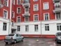 Продаю трехкомнатную квартиру, 72.6 м², 15 мин. до метро пешком, этаж 1 из 4. Фото 1